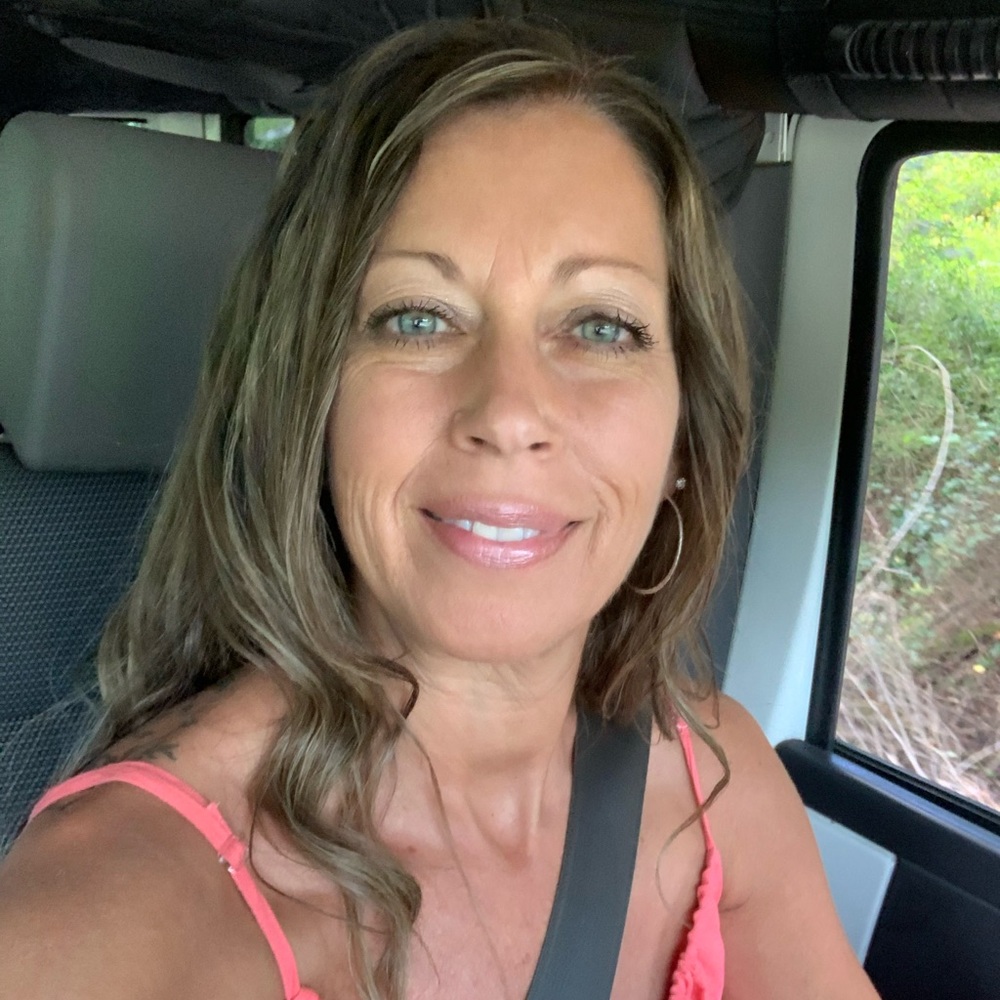 Meet your Posher, Becky